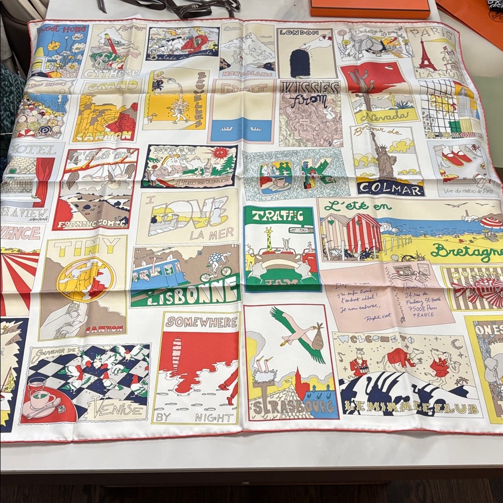 Brand new Hermes scarf 90 on est bien - Picture 2 of 7